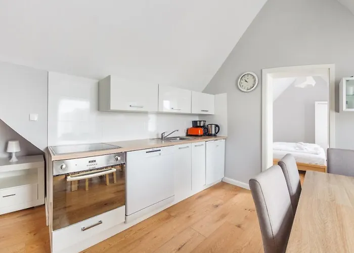 Plac Neptuna, Sun & Snow Apartman *